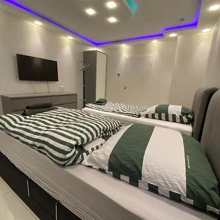 Aparts House - Balkon - Free Parking- Wifi - Kitchen Διαμέρισμα Έσσεν