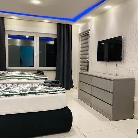 Aparts House - Balkon - Free Parking- Wifi - Kitchen Διαμέρισμα Έσσεν