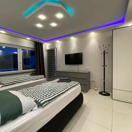 Aparts House - Balkon - Free Parking- Wifi - Kitchen * 에센