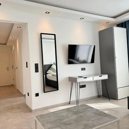 Apartman Aparts House - Balkon - Free Parking- Wifi - Kitchen Essen