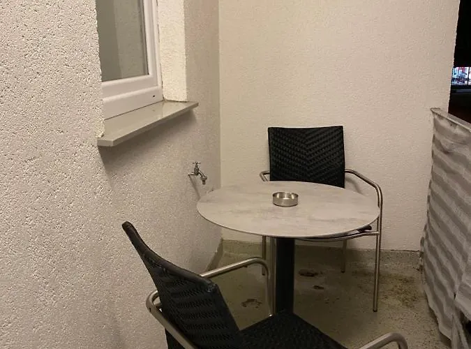 Aparts House - Balkon - Free Parking- Wifi - Kitchen * Essen