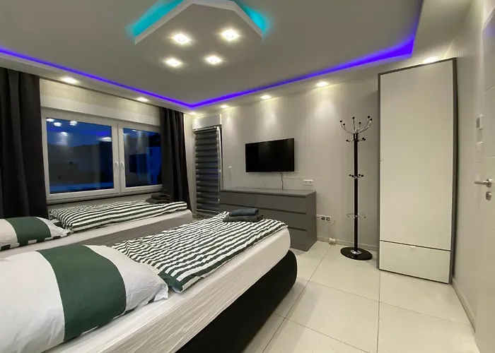 Aparts House - Balkon - Free Parking- Wifi - Kitchen * 埃森