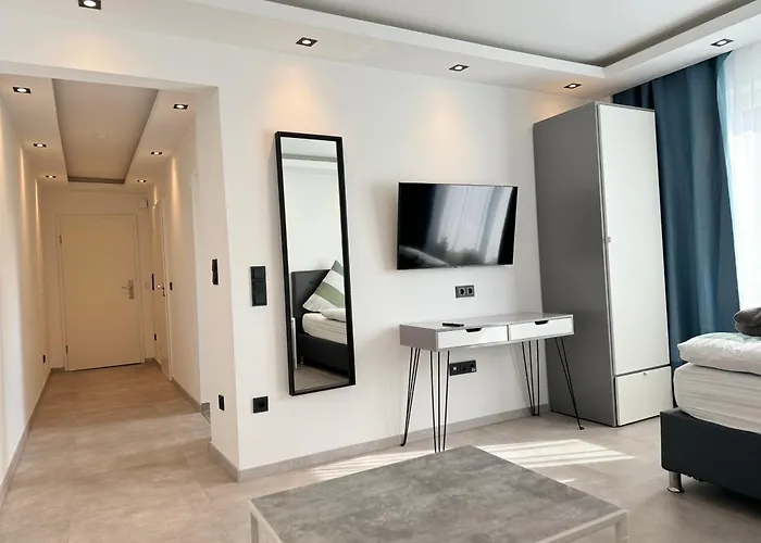 شقة Aparts House - Balkon - Free Parking- Wifi - Kitchen إسن