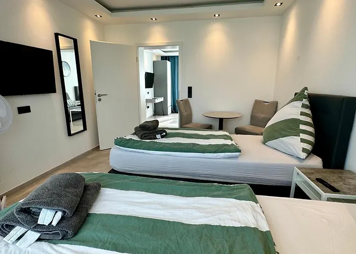 Aparts House - Balkon - Free Parking- Wifi - Kitchen *